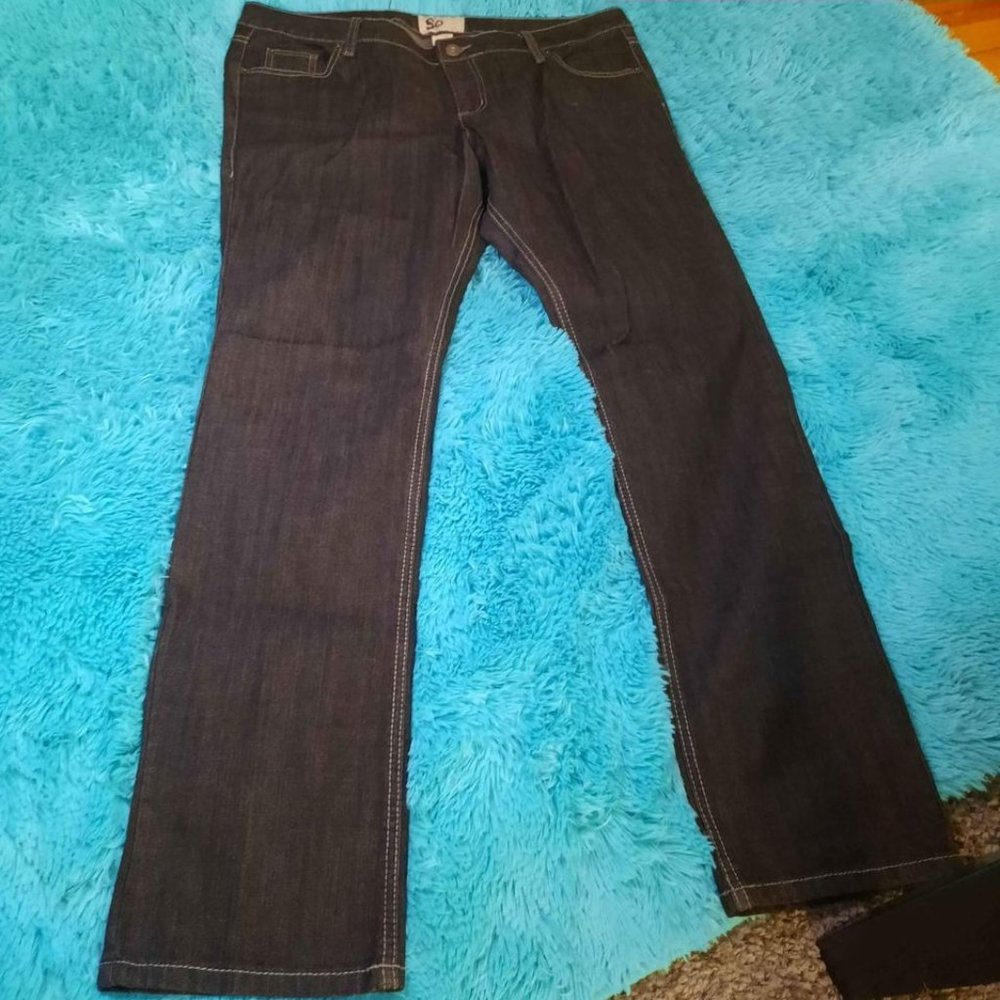 LIKE NEW!!! Juniors (Size 17 Average) So Brand Jeans Black